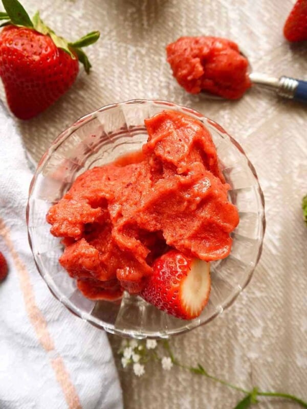Quick Berry-Mango Sorbet (Paleo, GF) | Perchance to Cook, www.perchancetocook.com