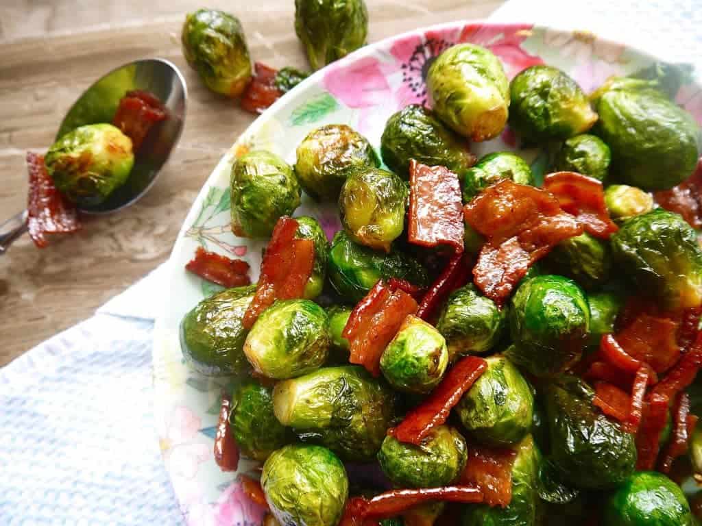 Crispy Maple Bacon Brussels Sprouts (paleo, GF) | Perchance to Cook