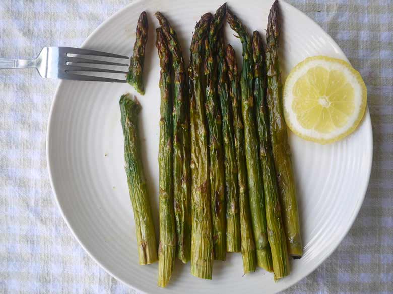Perfectly-grilled-lemon-asparagus-perchancetocook-5