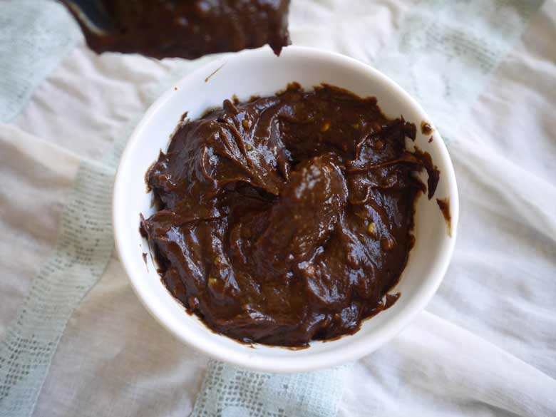 Paleo Fudgy Chocolate Avocado Frosting (GF) | Perchance to Cook