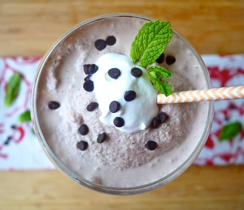 Minty Paleo Frozen Hot Chocolate (GF, dairy-free) | Perchance to Cook, www.perchancetocook.com