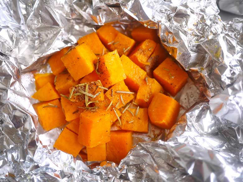 Simple Candied Rosemary Sweet Potatoes (paleo, GF) | Perchance to Cook, www.perchancetocook.com