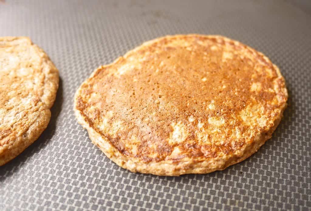 Cinnamon Chia-Flax Protein Pancakes (paleo, GF) | Perchance to Cook, www.perchancetocook.com