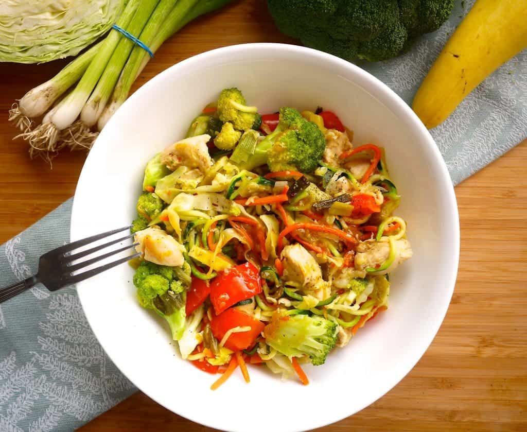 Paleo Zoodle Chicken Stir Fry (GF) | Perchance to Cook, www.perchancetocook.com
