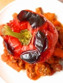 Clean Ground Turkey Roasted Stuffed Peppers | what you should be having for dinner tonight! #paleo #gf #clean /2015/08/20/clean-ground-turkey-roasted-stuffed-peppers-paleo-gf/
