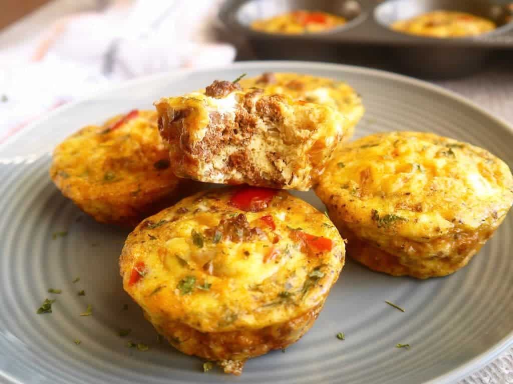 Bison Chorizo and Red Pepper Quiches (paleo, GF) | Perchance to Cook, www.perchancetocook.com