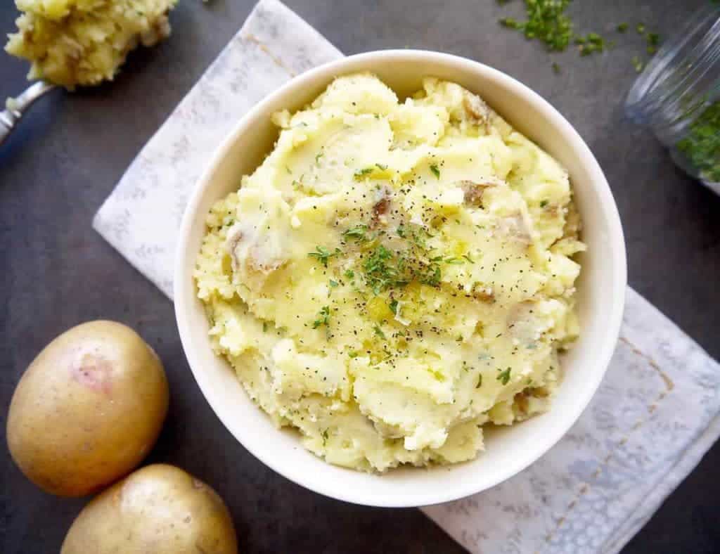 Whole30 Mashed Potatoes | Perchance to Cook, www.perchancetocook.com