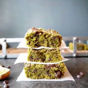Paleo Matcha Blondies with Chocolate Chips and Raisins | Perchance to Cook, www.perchancetocook.com