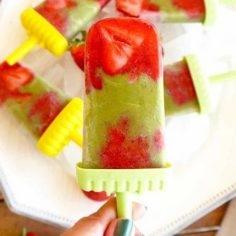 Strawberry and Matcha Green Tea Popsicles {Paleo, Dairy-free}| Perchance to Cook, www.perchancetocook.com