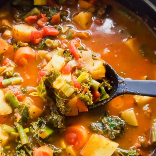 Paleo and Whole30 Tomato Vegetable Soup