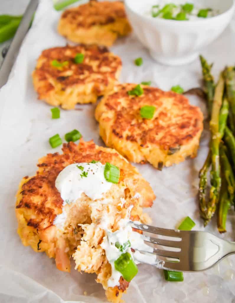 Paleo Asian Salmon Fishcakes (GF) | Perchance to Cook, www.perchancetocook.com