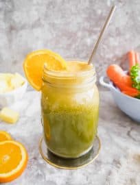 Tropical Kale Carrot Orange Juice (Paleo, Whole30, Vegan) | Perchance to Cook, www.perchancetocook.com