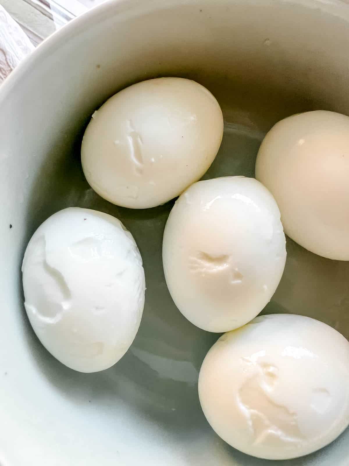 Hard boiled eggs with shells removed.