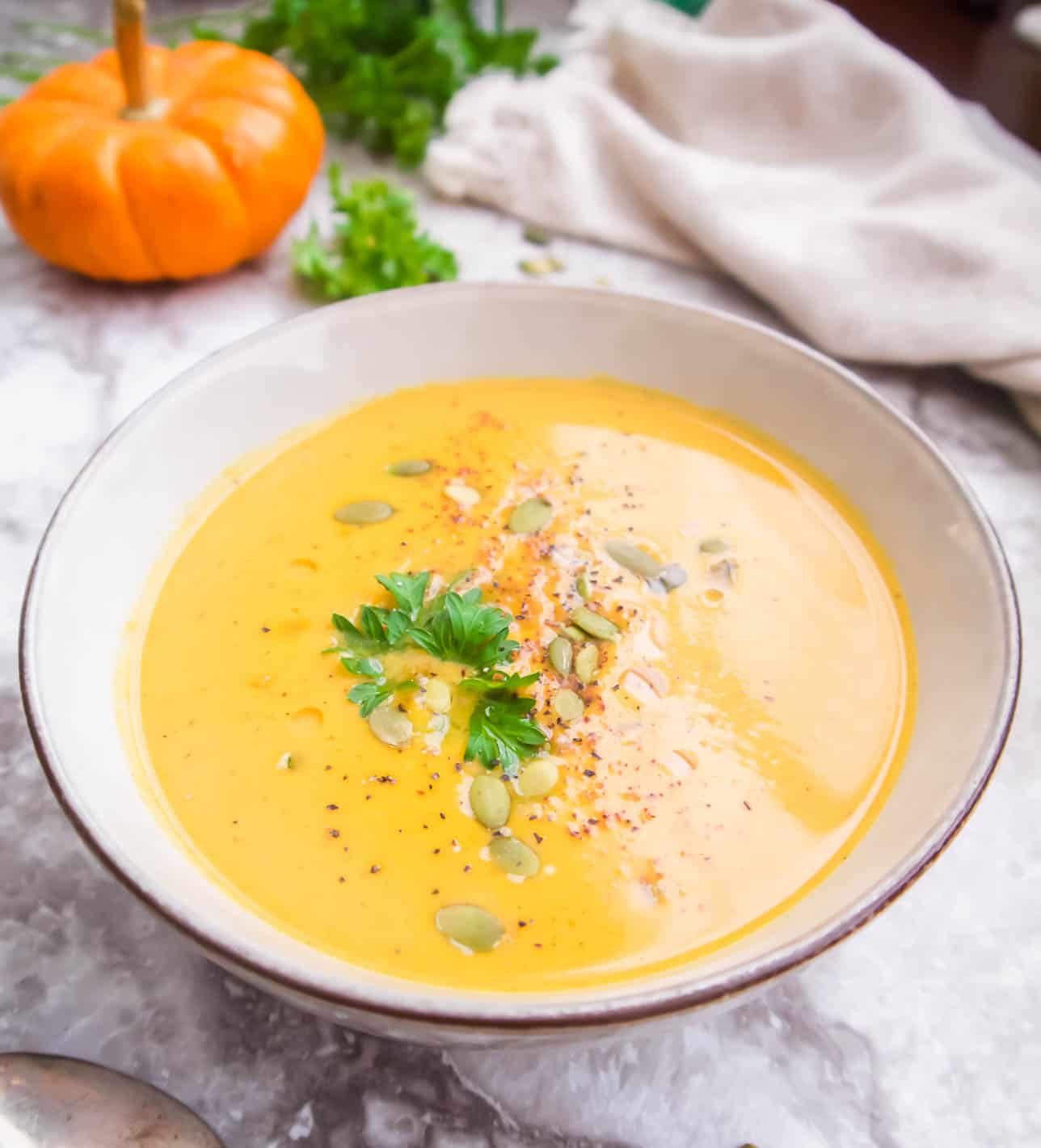 Dairy-Free Pumpkin Sweet Potato Soup (Paleo, Whole30) | Perchance to Cook, www.perchancetocook.com