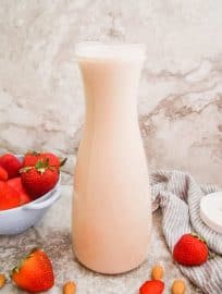 Homemade Strawberry Almond Milk (Paleo, GF) | Perchance to Cook, www.perchancetocook.com