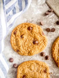 A paleo chocolate chip cookie recipe for crispy cookies.