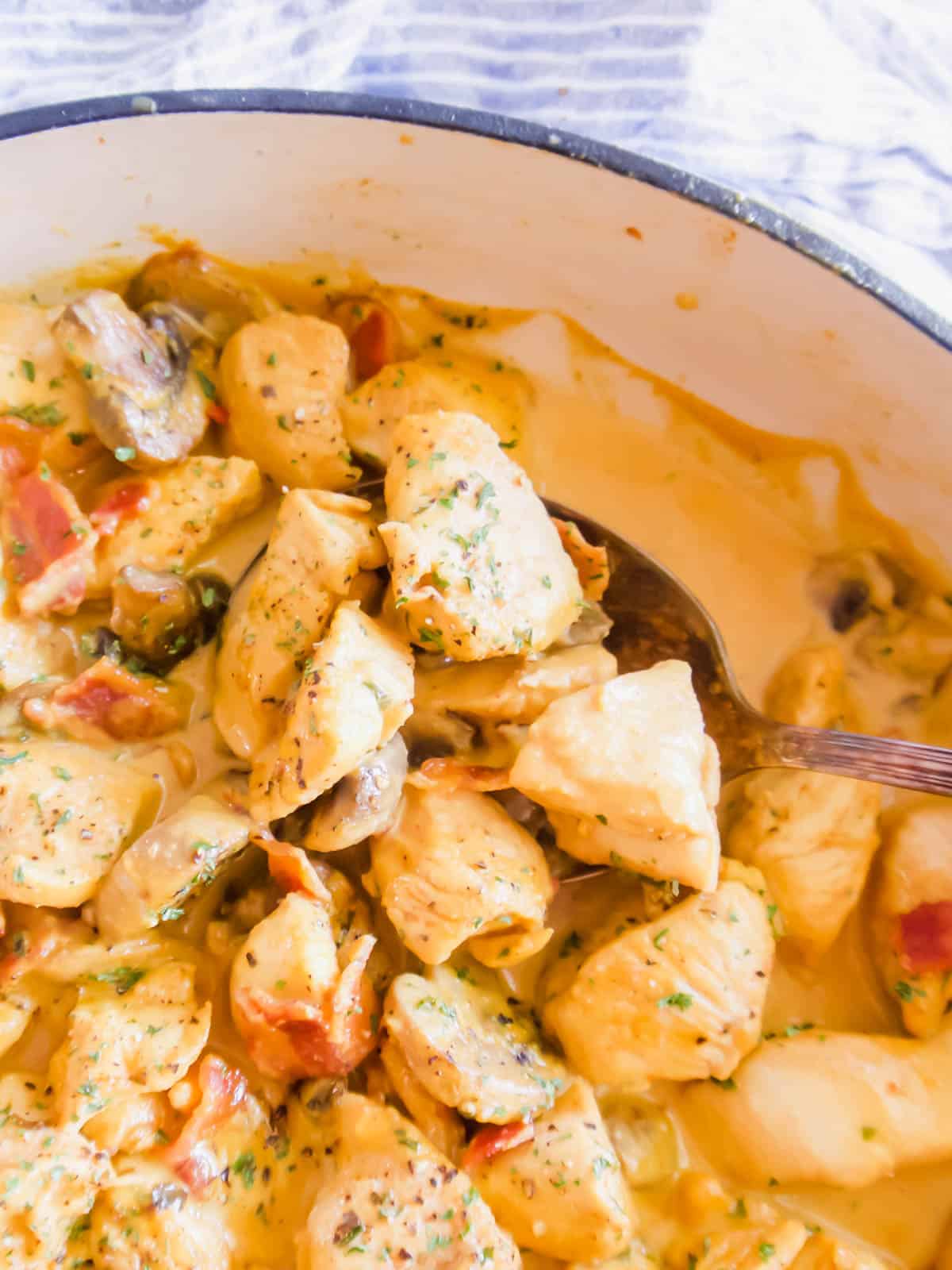 Chicken bacon mushroom sauce with no cream.